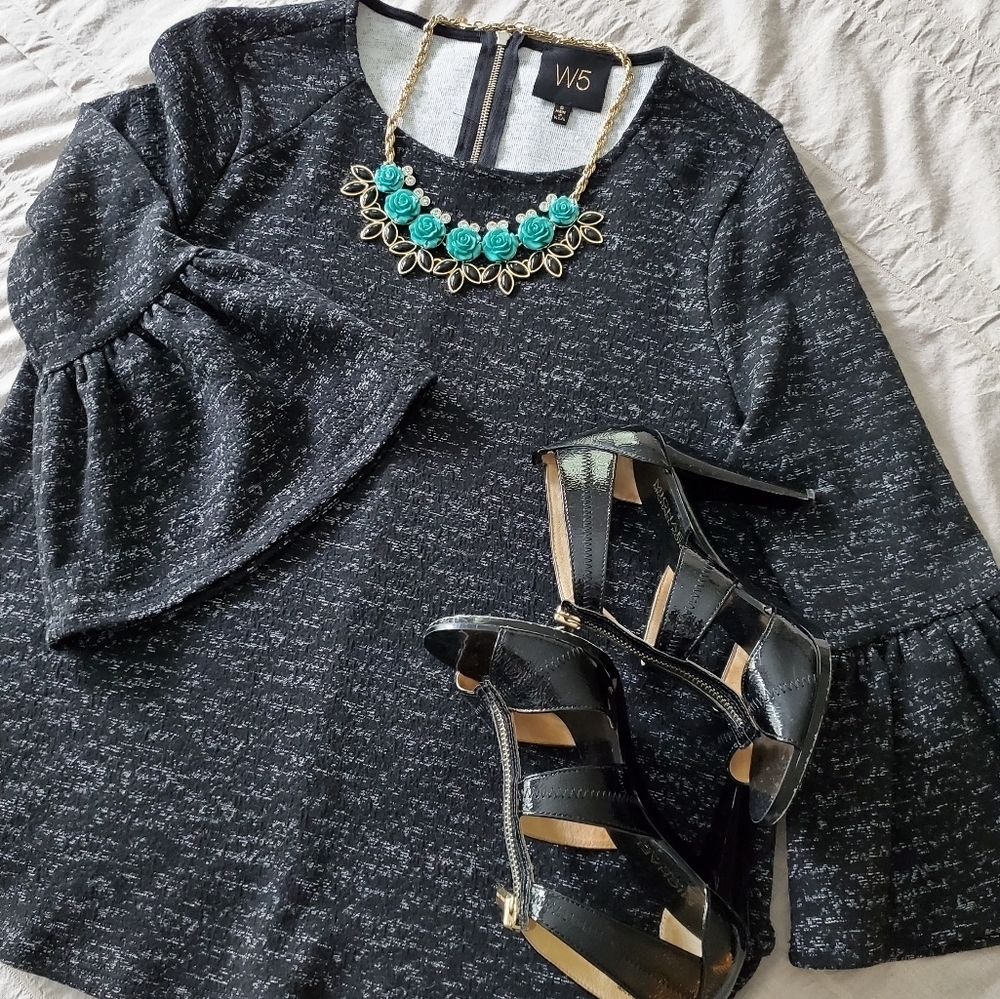 W5 Black Heathered Bell Sleeve Top